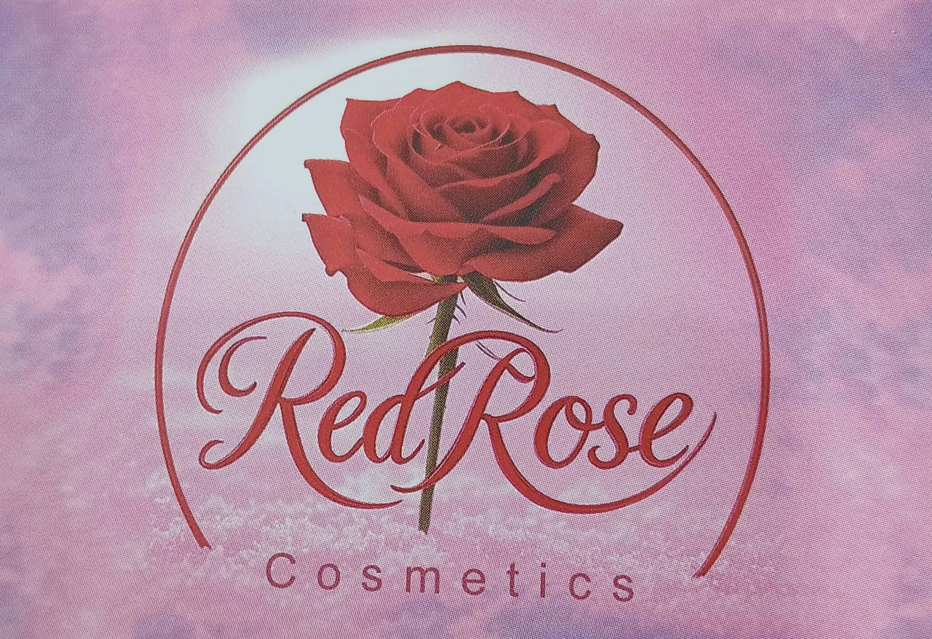 آرایشی رد رز