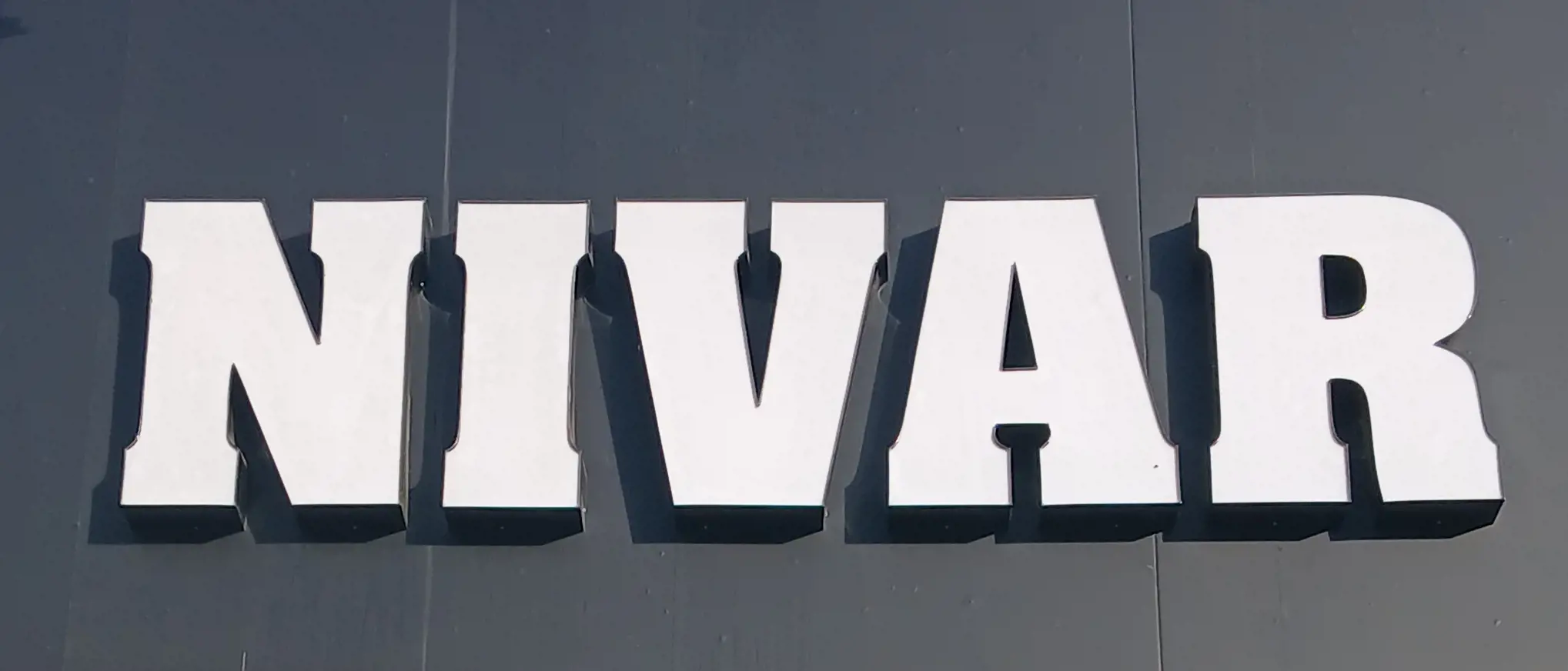 پوشاک نیوار